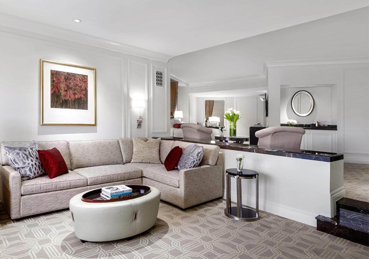 Premium King Suite