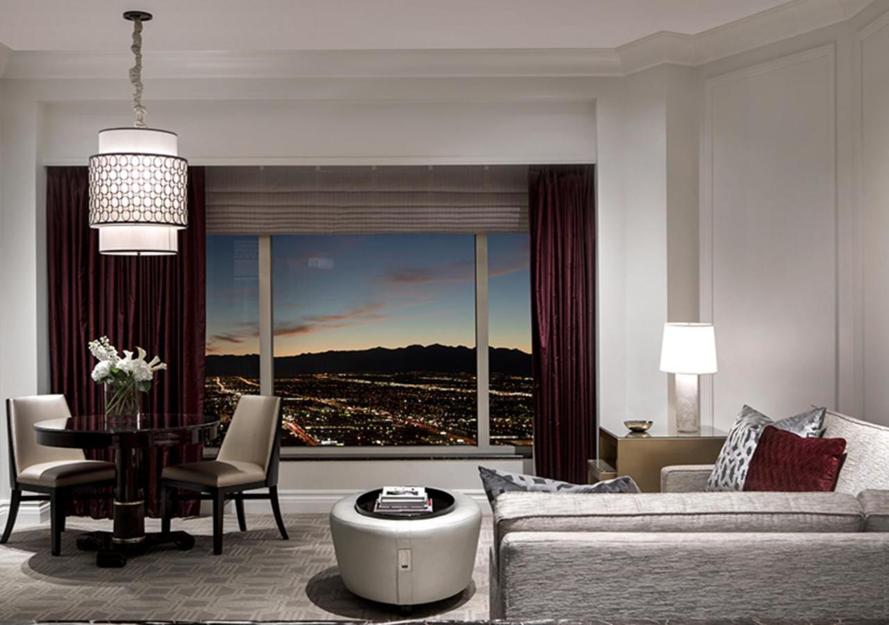 Premium King Suite