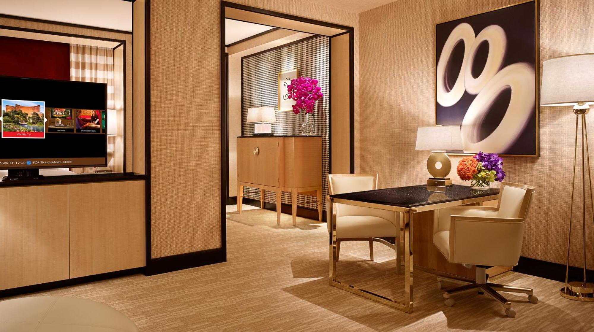 Angebot – Encore Resort Zimmer mit Kingsize-Bett (Check-in im Encore) – mit Resort-Guthaben