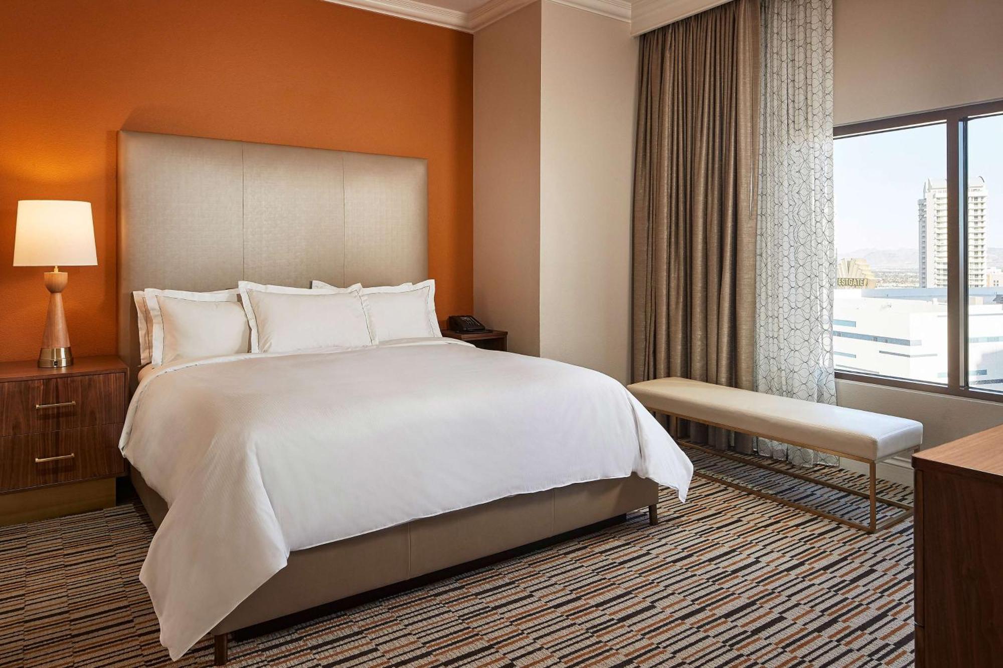 Two Bedroom Suite with Two King Beds and Sofabed,1275451978:JPEG