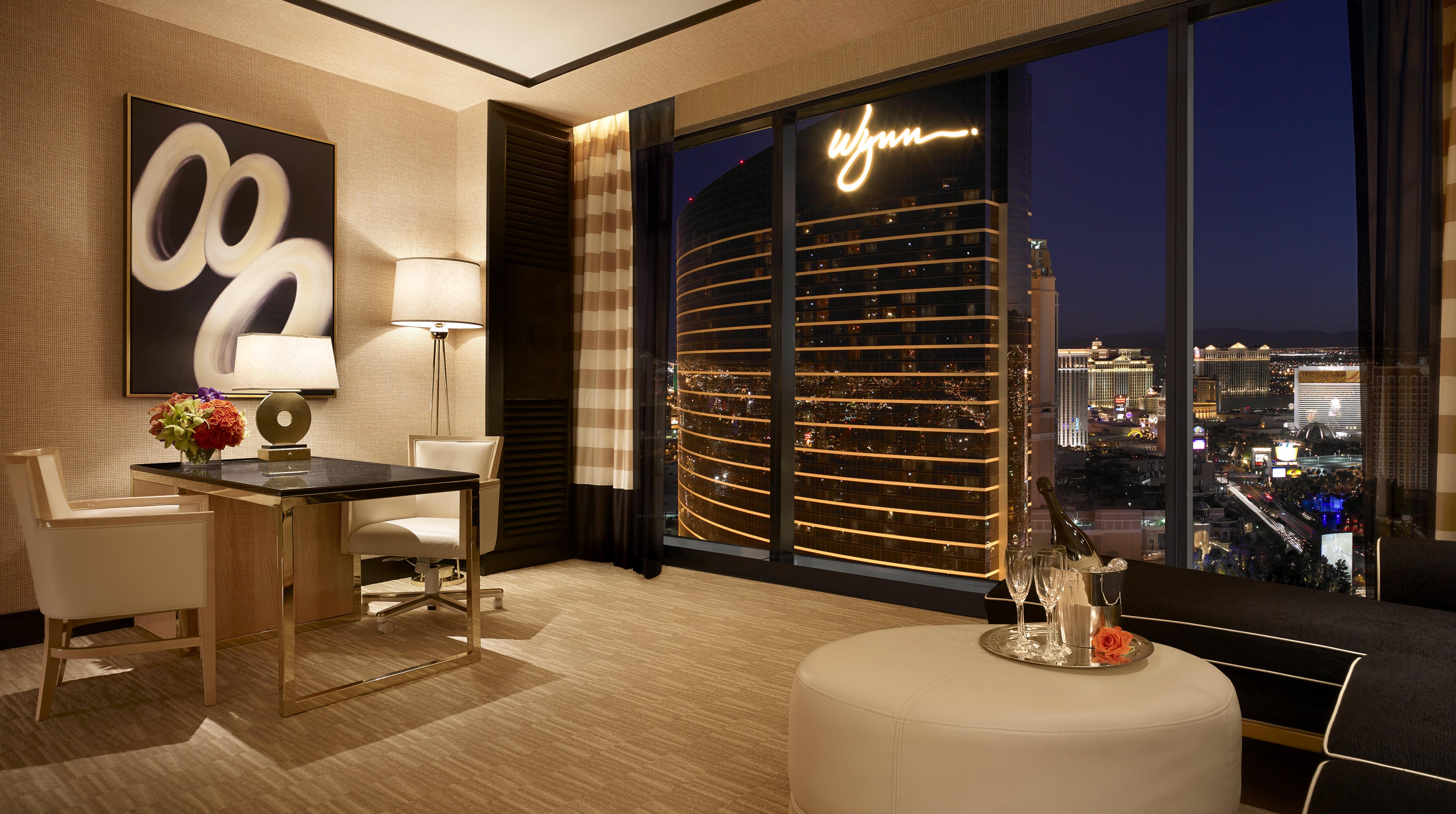 Encore Panoramic View King Enjoy Daily Brunch Two at the Buffet