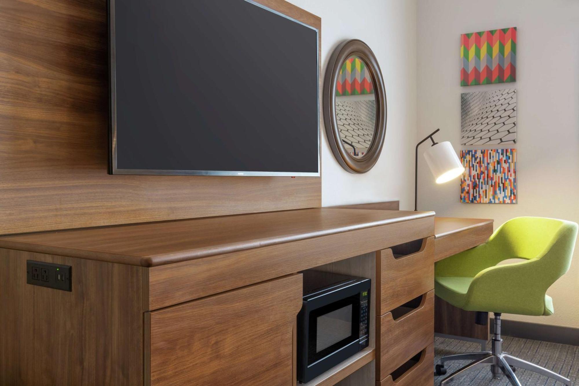 Double Room with Two Double Beds,1498592203:JPEG