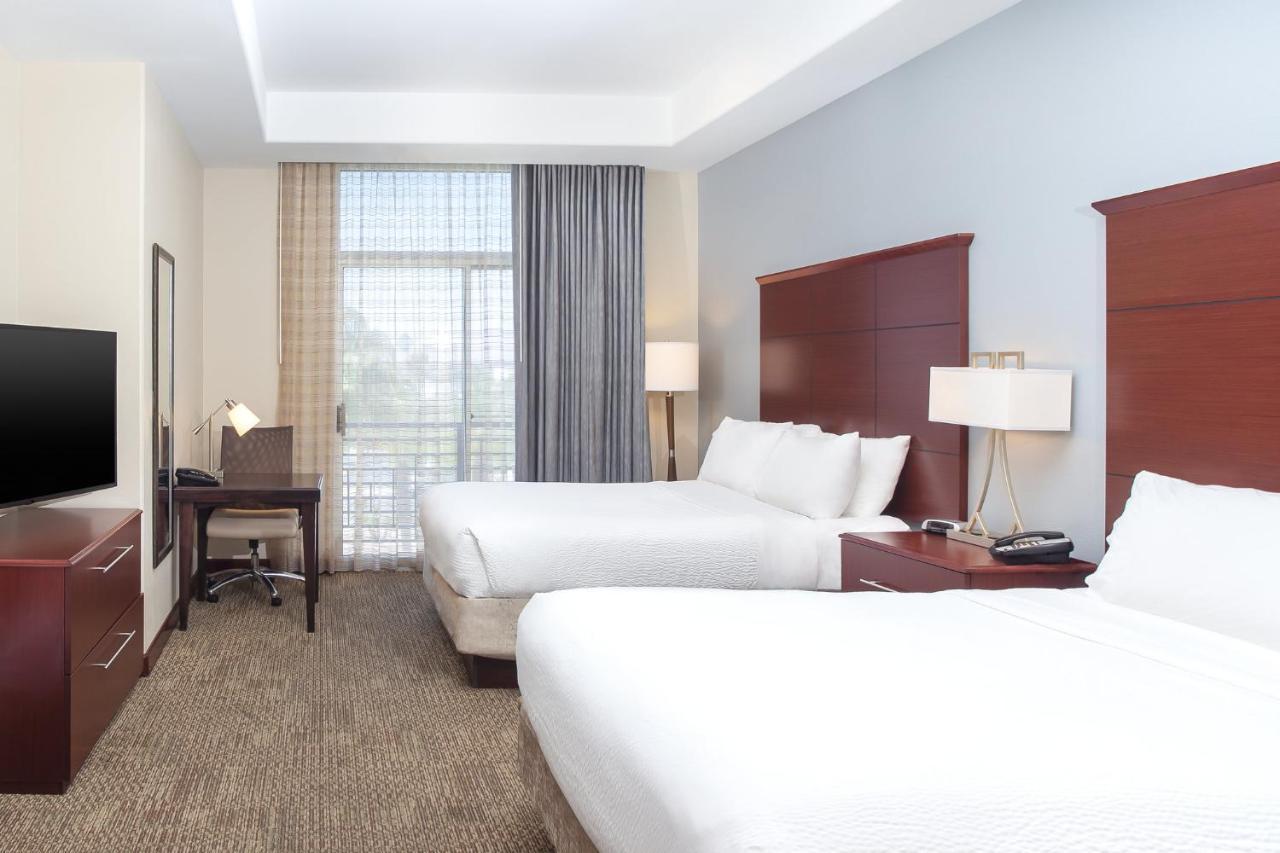 Studio Queen Suite with Two Queen Beds and City View