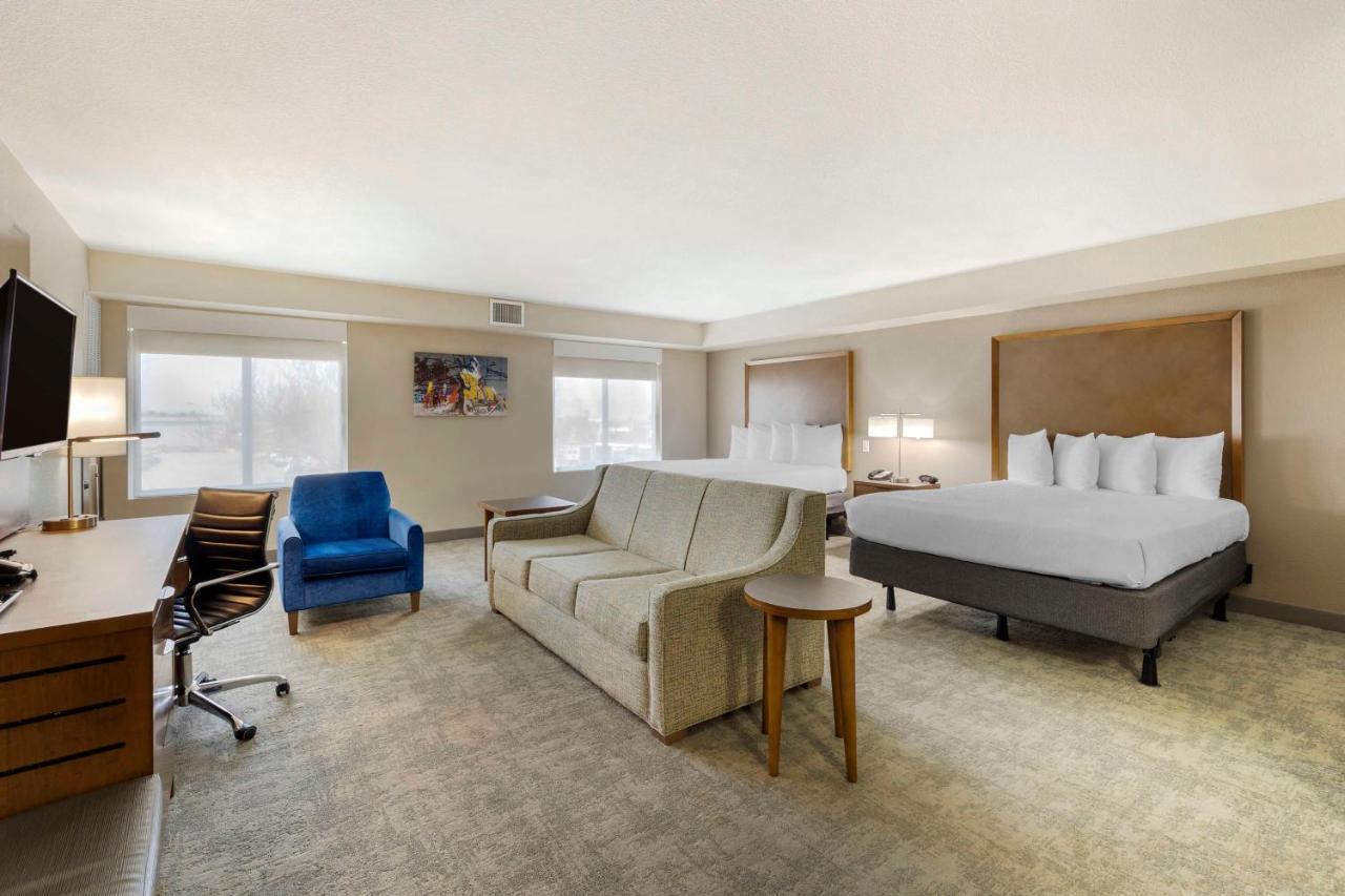 Queen Room Two Queen Beds Walk Shower Disability Access or Non-Smoking