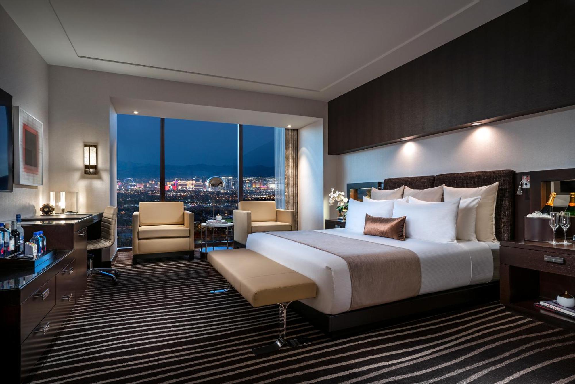 Luxury Room - Bed Type Assigned at Check-In,1543084402:JPEG
