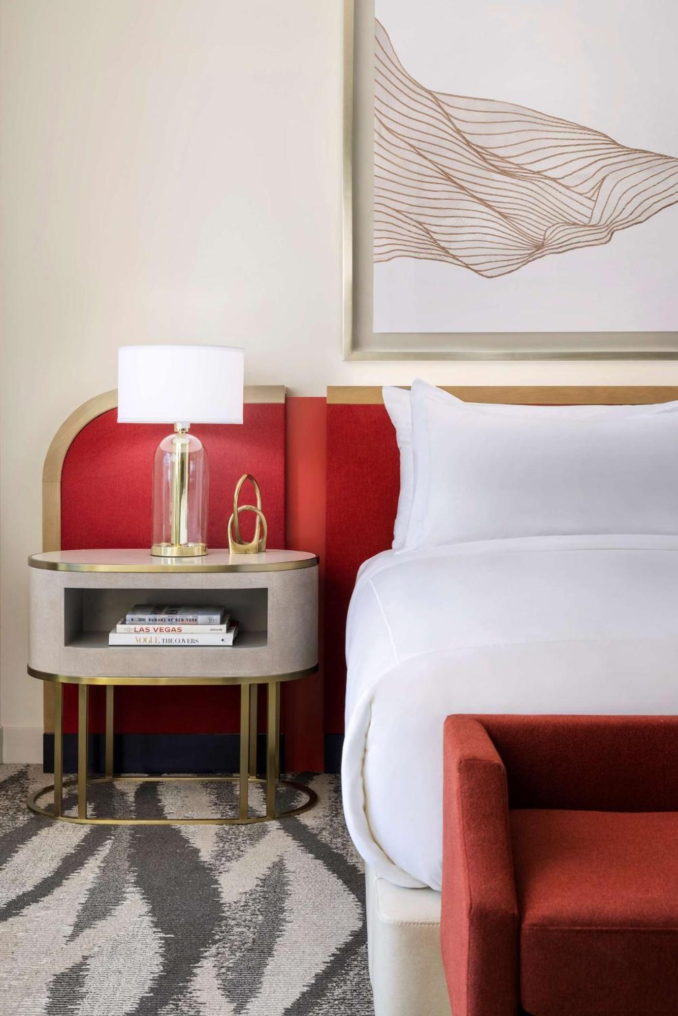 One-Bedroom King Suite City View