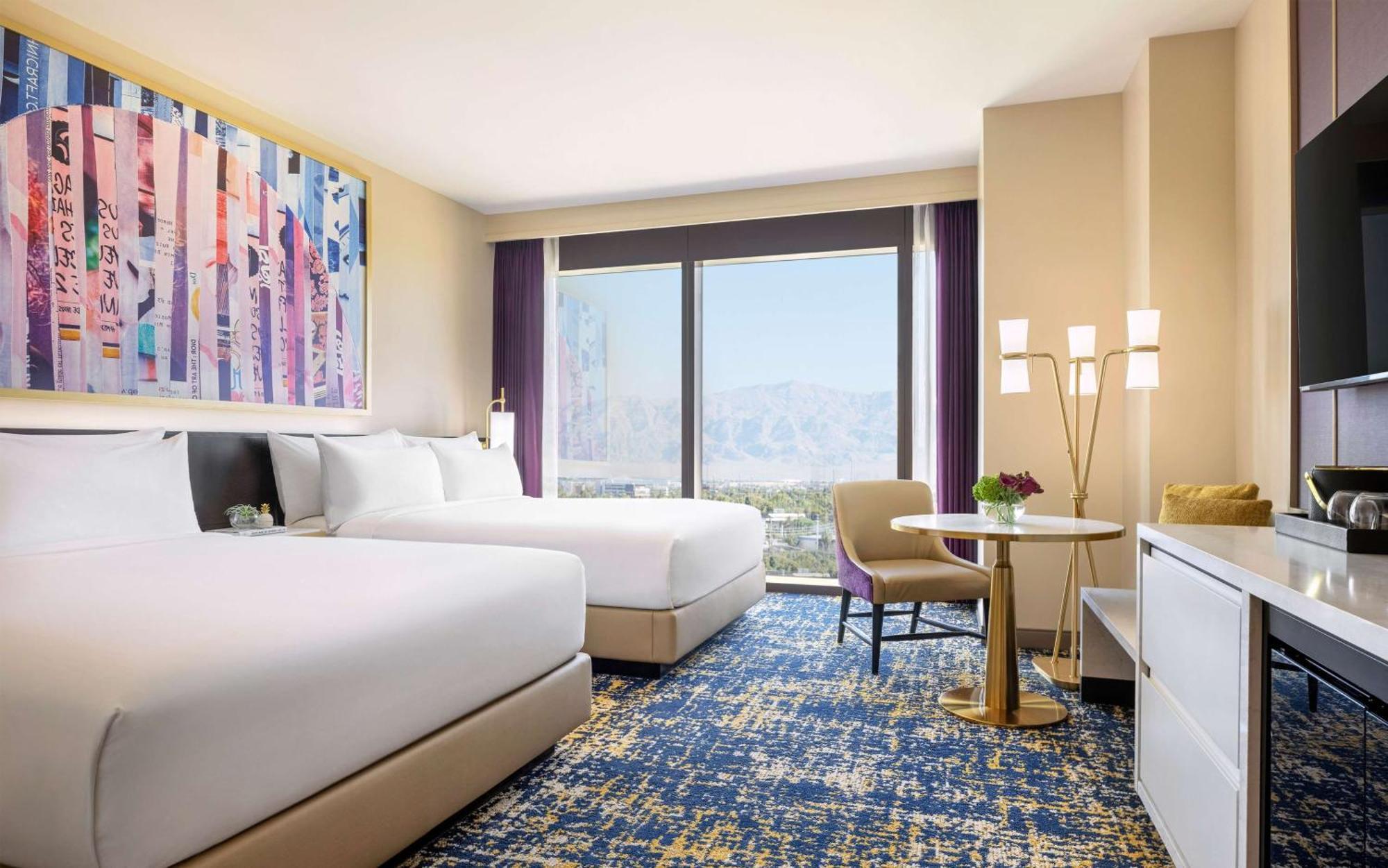 Deluxe Queen Room Two Queen Beds City View