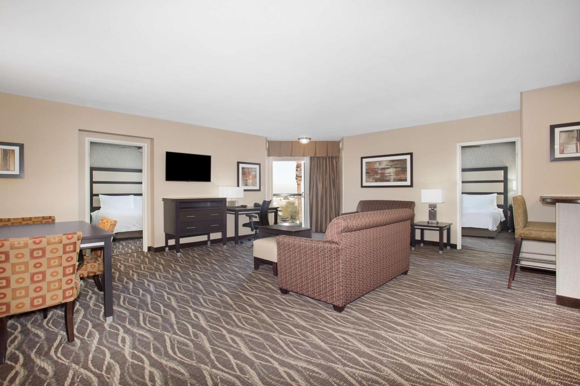 Non-Smoking Two Bedroom Whirlpool Suite