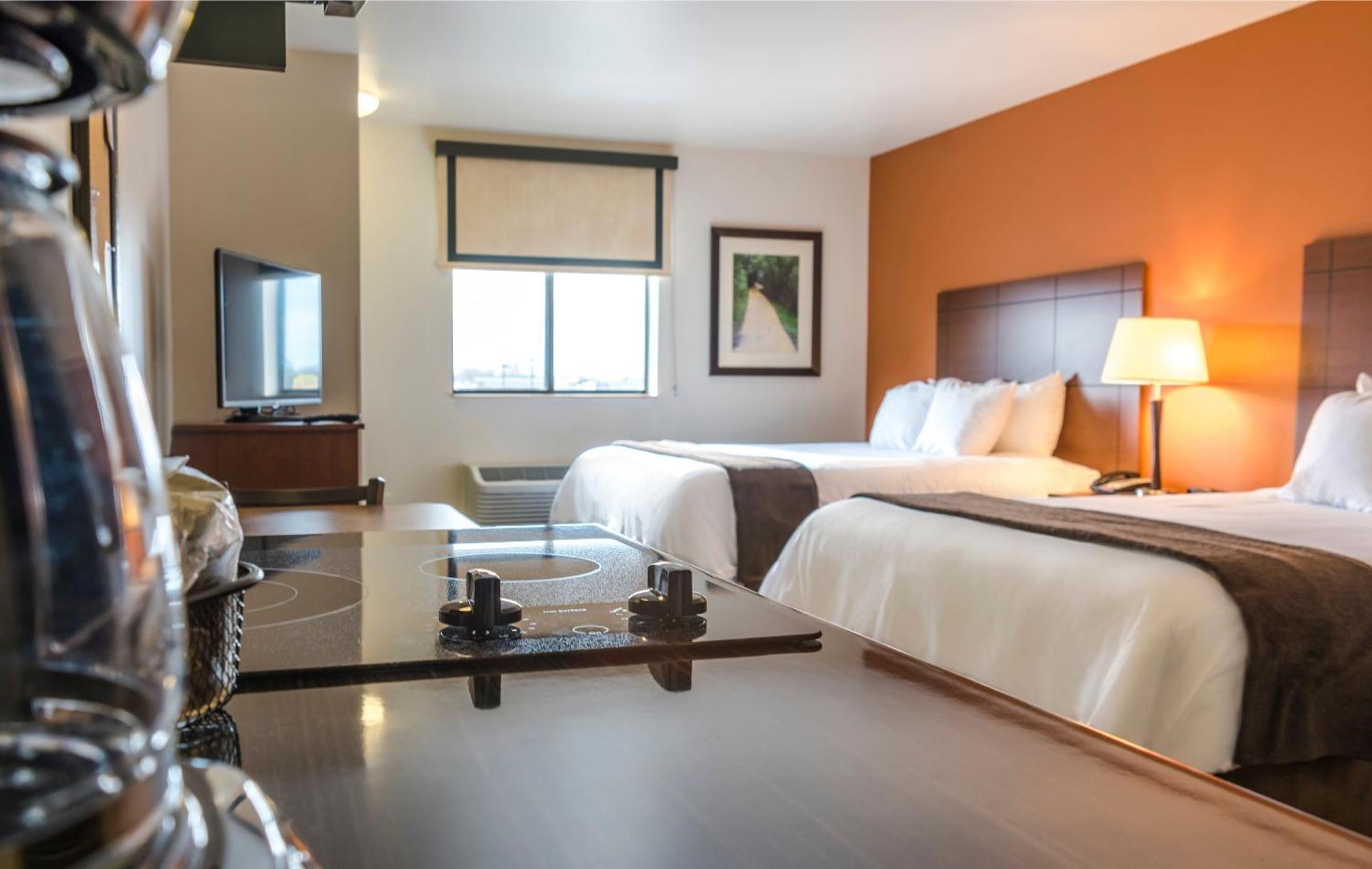 Queen Room Two Queen Beds