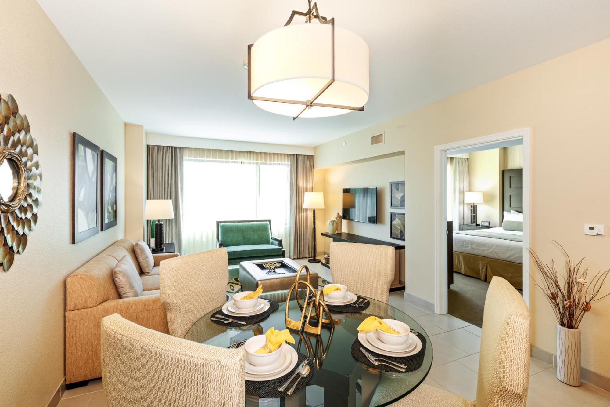 One-Bedroom Suite,1681766270:JPEG