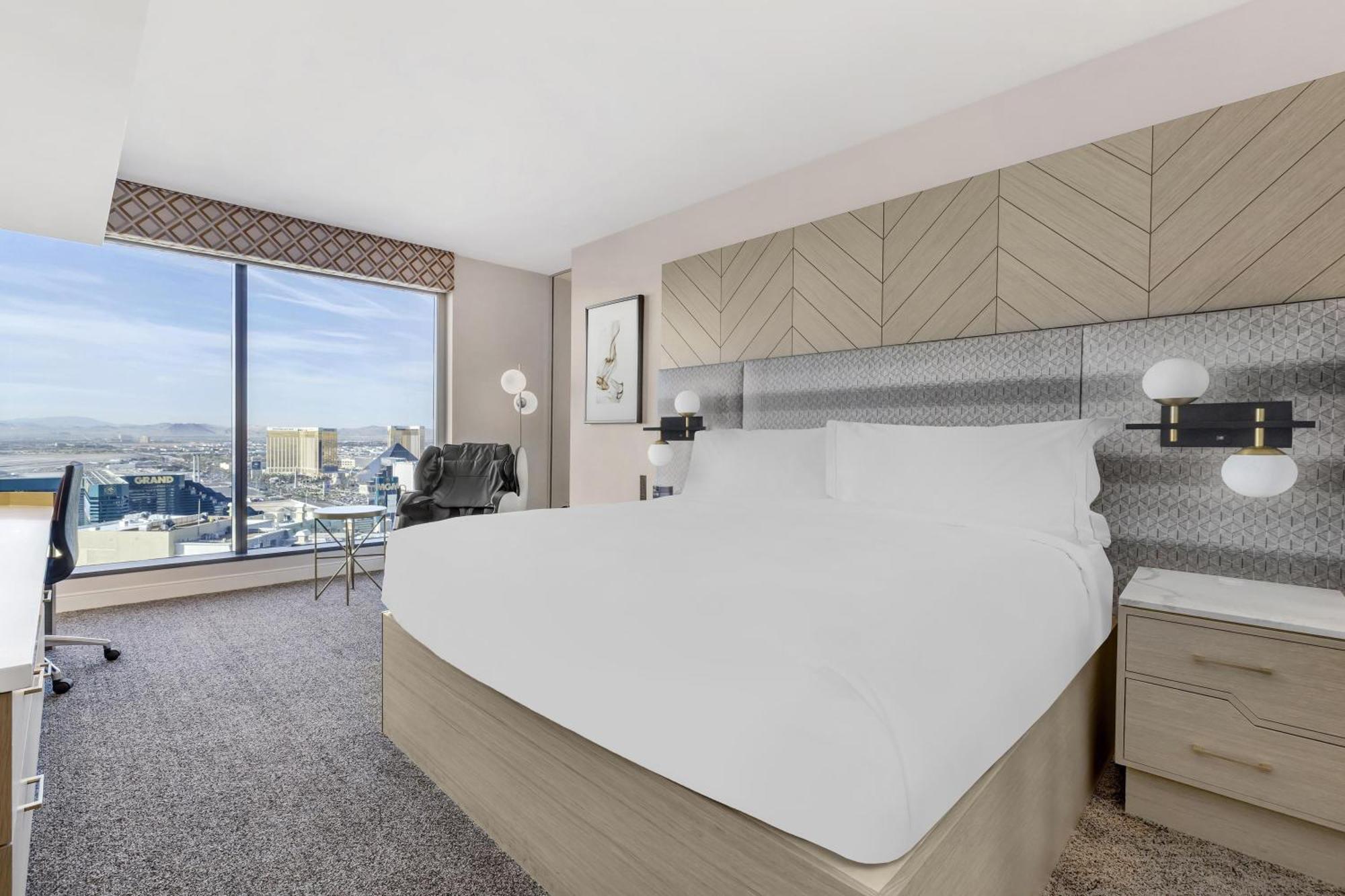 One-Bedroom King Suite Sofa Bed