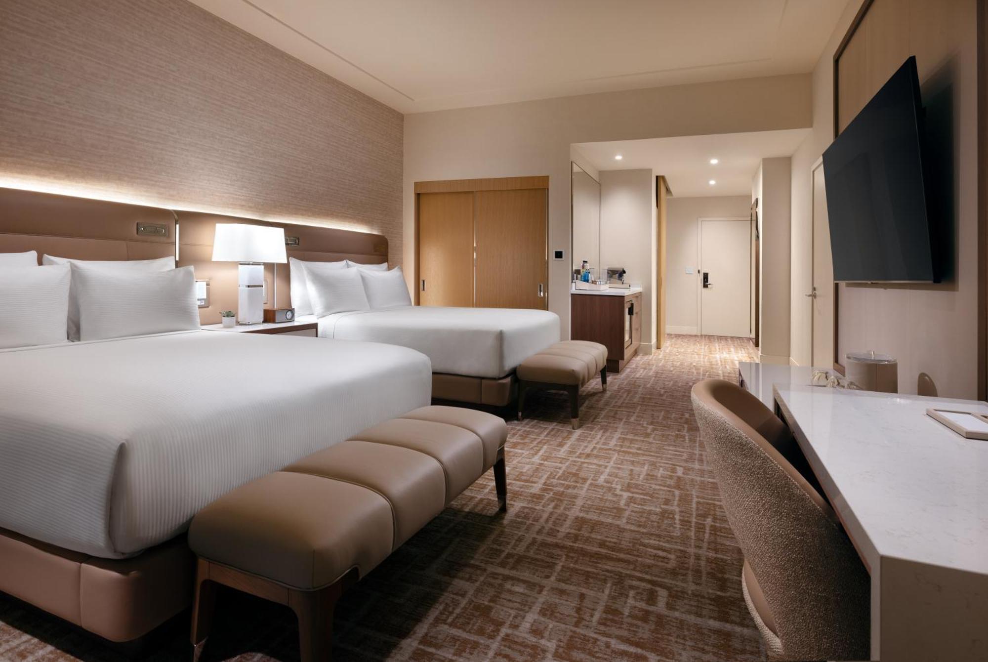 Resort Two Queen Newly Remodeled