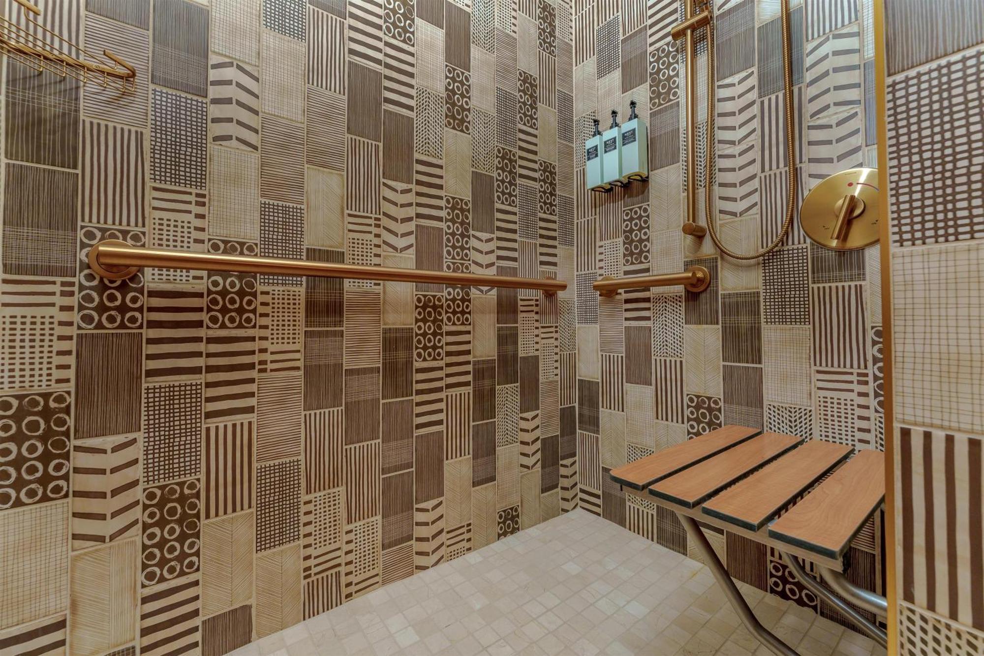 Remodeled 2 Queens Suite Accessible Roll-in Shower
