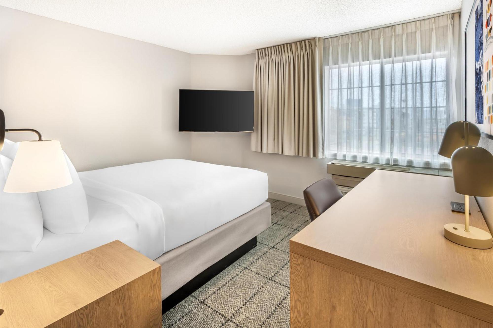 One-Bedroom Suite Two Queen Beds