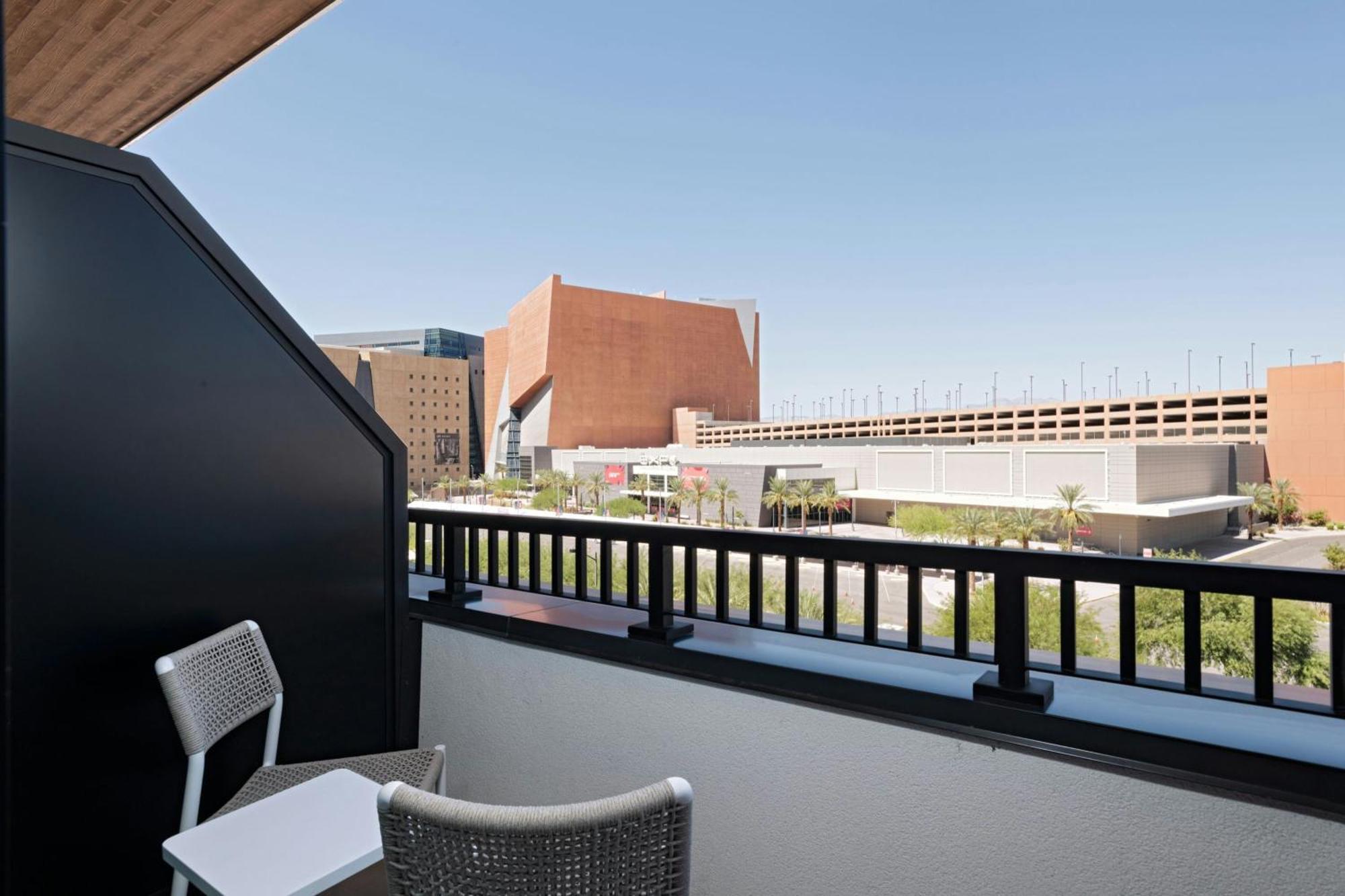 Superior King Room Balcony