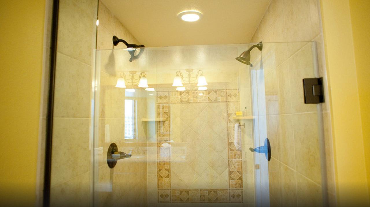 Deluxe King Studio-No Resort Fee,525831633:JPEG