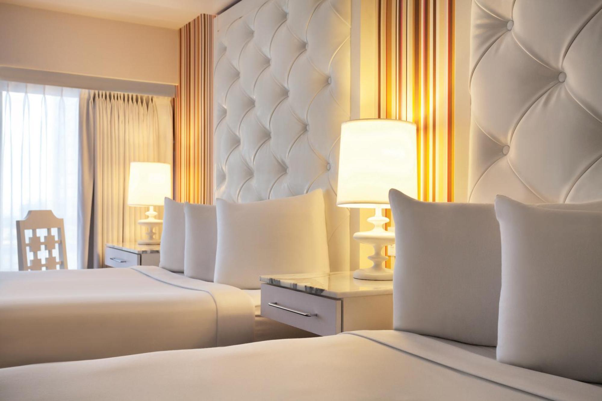 Go Room 2 Queens Attraction View