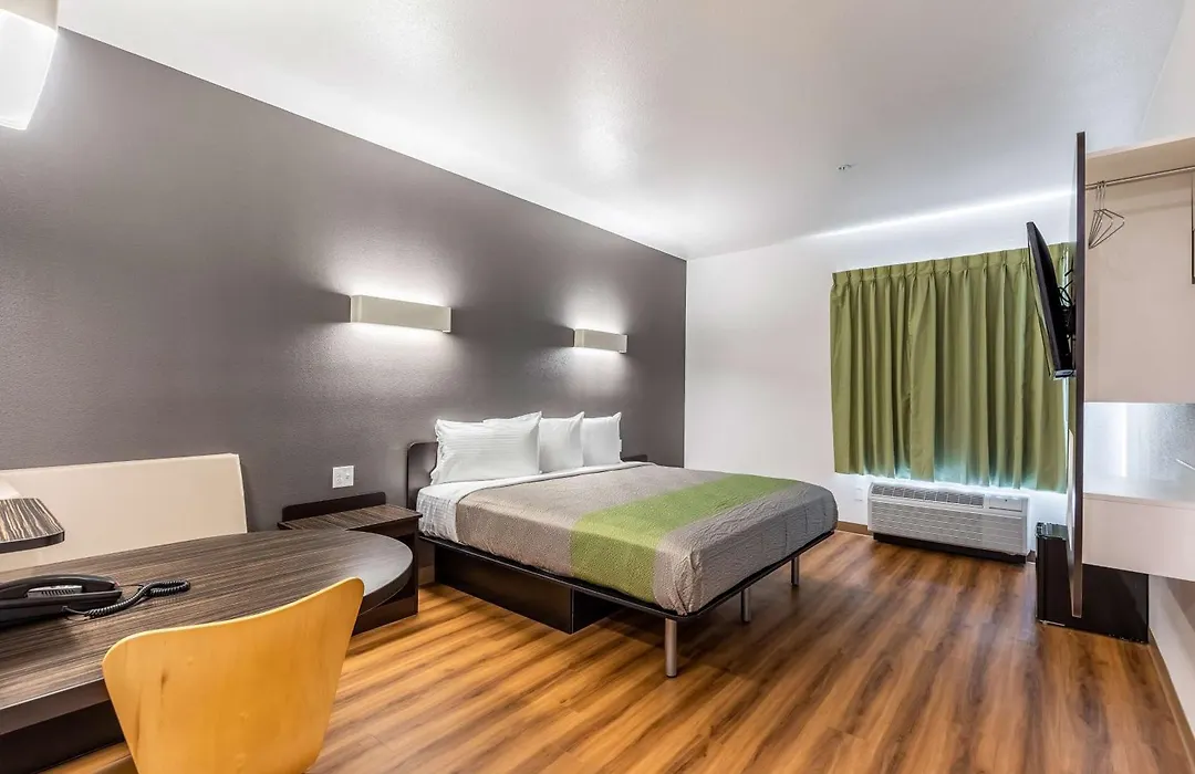 Motel 6-Las Vegas, Nv - Motor Speedway-1