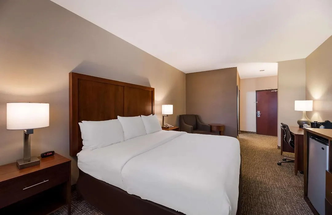 Comfort Inn & Suites Las Vegas - Nellis-1