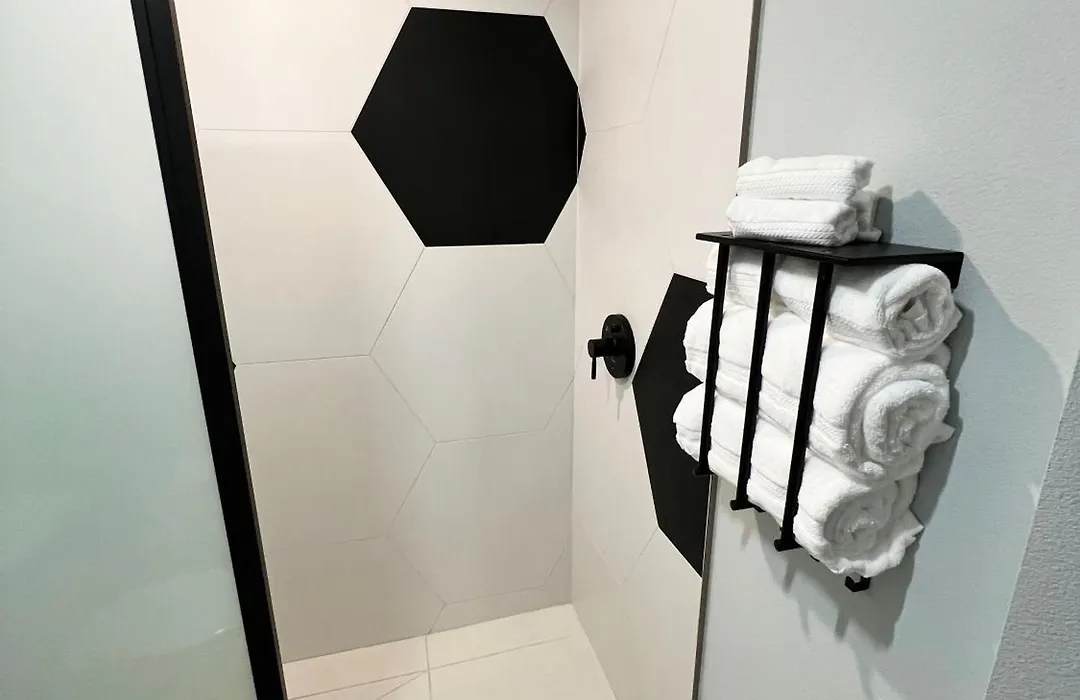 Bent Inn - Lgbtq Hotel-1