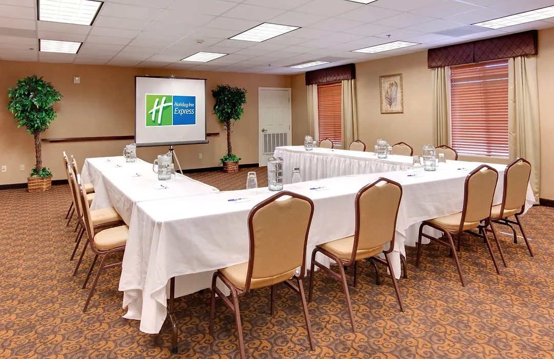 Holiday Inn Express Las Vegas-Nellis By Ihg-1