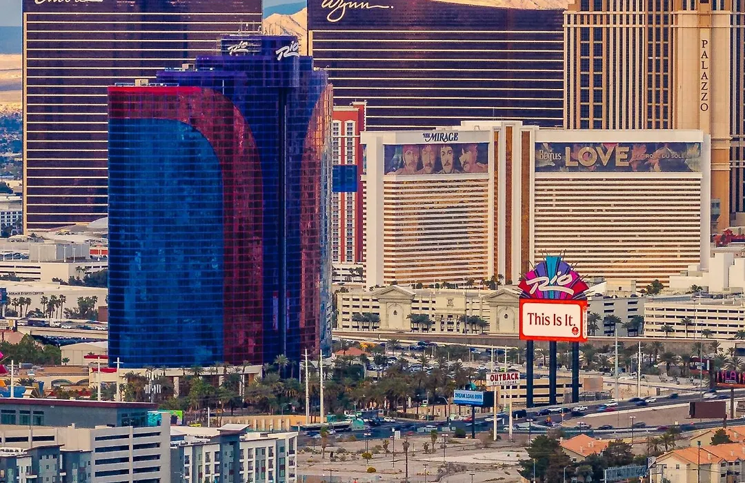 Masquerade Tower At Rio Hotel & Casino-1
