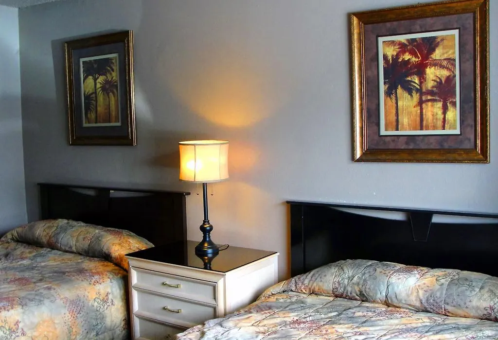 Motel 8 Plus-1