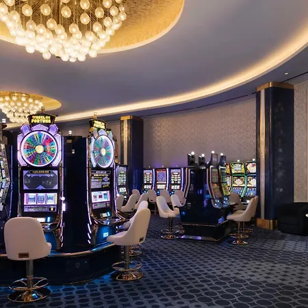Fontainebleau Las Vegas, MICHELIN Key Award Hotel-2