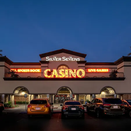 Silver Sevens Hotel And Casino, A Wyndham Garden-3
