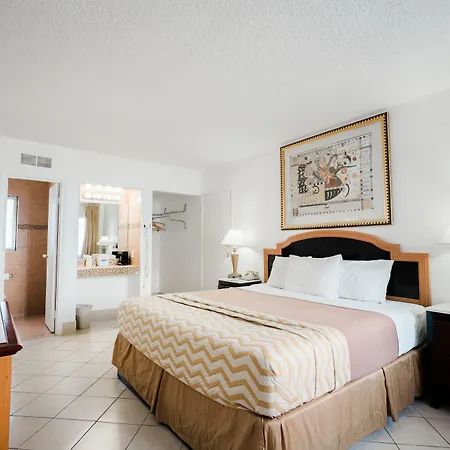 Travelodge By Wyndham Las Vegas-3