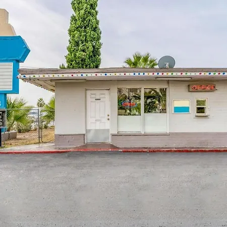 Oyo Gateway Motel Las Vegas North Strip/Fremont St. Area-2
