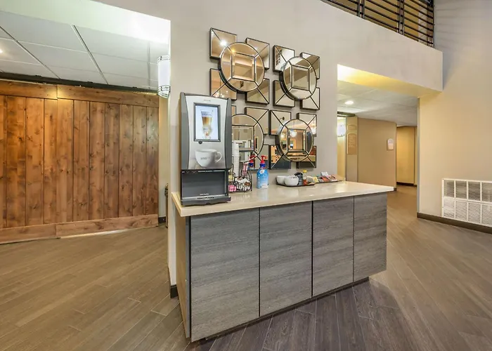 Best Western Plus North Las Vegas Inn & Suites