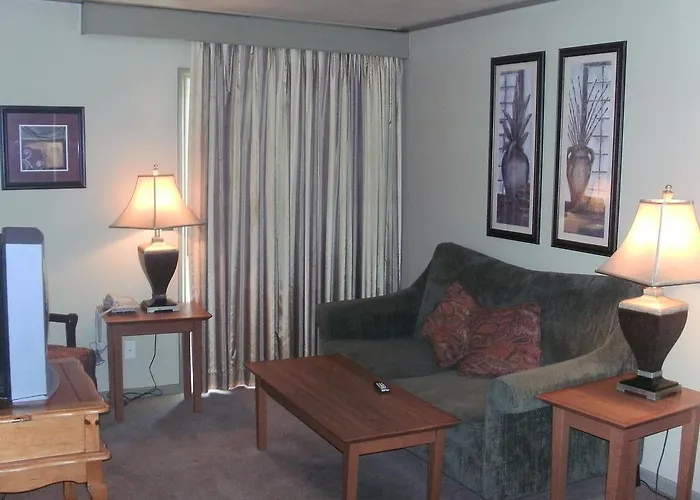Emerald Suites At Cameron Las Vegas